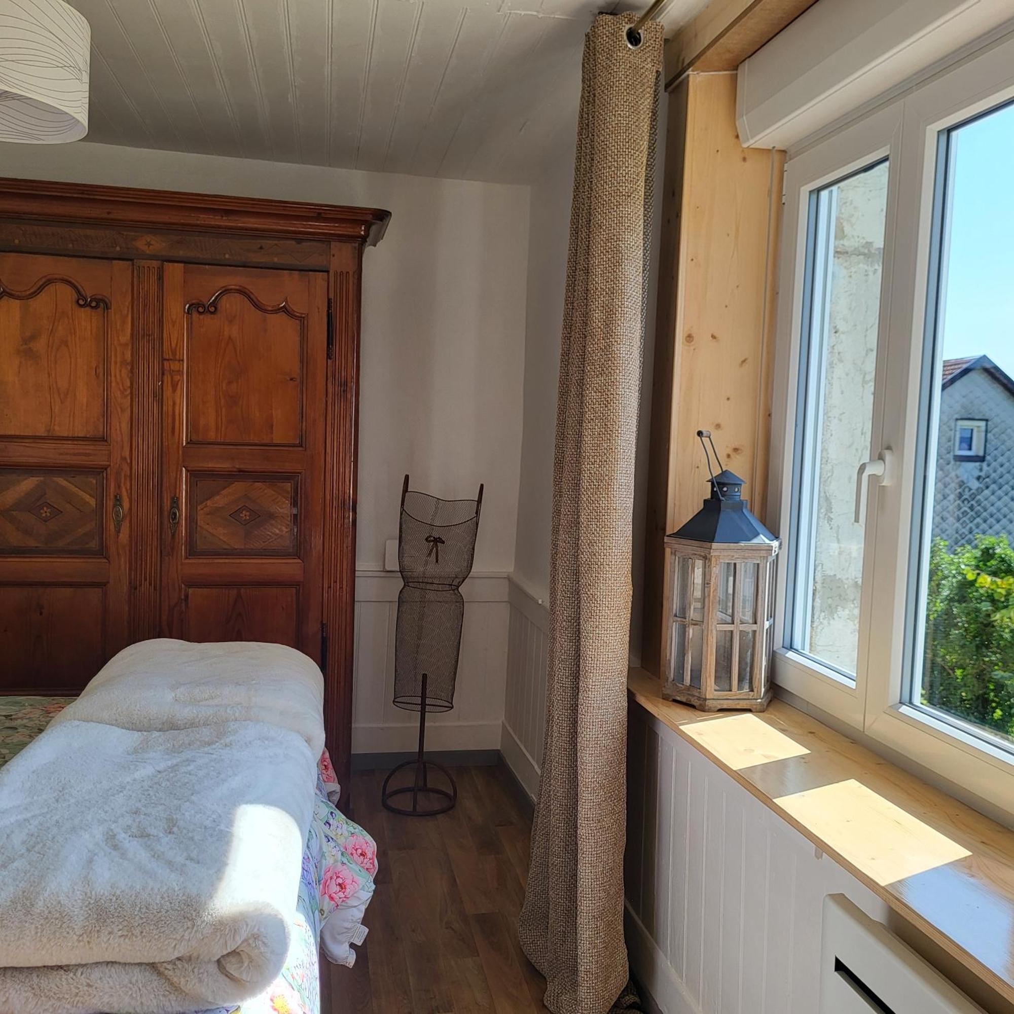 La Maison Horlogere , Spas Et Bain Nordique Les Fontenelles 外观 照片